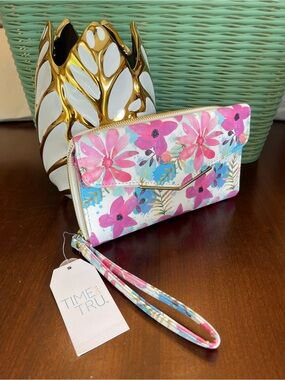 NWT Time and Tru Pink & Blue Floral Wristlet Wallet with Gold Trim